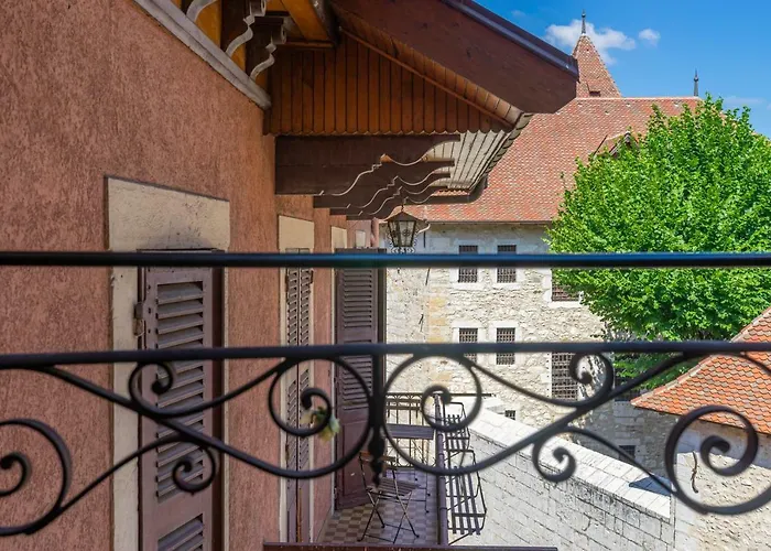 Du Palais De L'isle Annecy