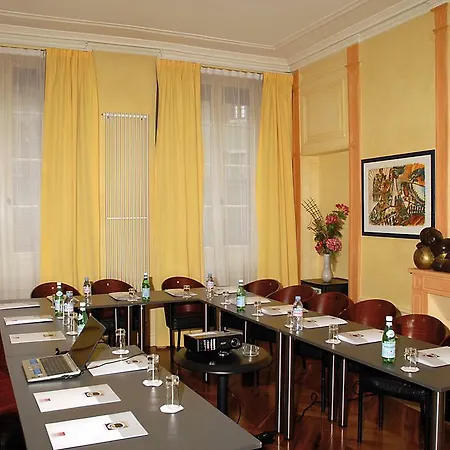 Du Palais De L'isle Hotel 3*